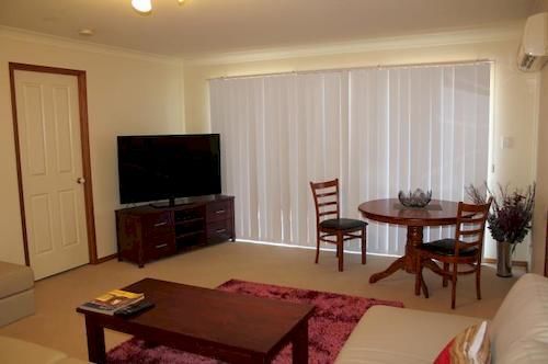 Windsor Hotel Motel Дэлби Экстерьер фото